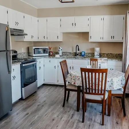 Charming Suite In Downtown Gatlinburg